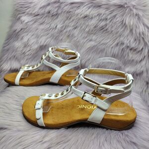 Vionic Leather Metal Embellished Hailey Sandals Womens Size 8 White Tbar Strap